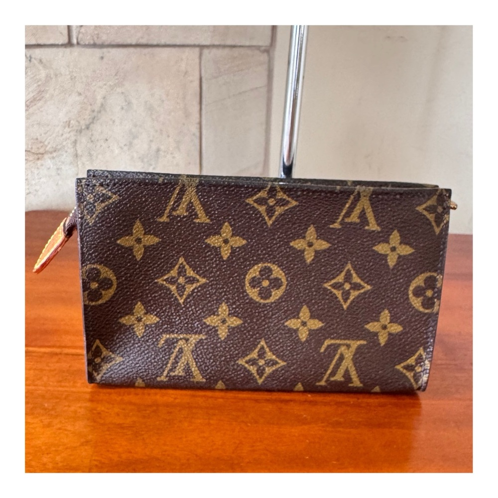 💚TIMELESS💚LOUIS VUITTON POCHETTE CLUTCH PM - Picture 2 of 11